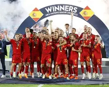 金年会官网-包含塞维利亚迎欧篮联关键赛清晨山东泰山备战足总杯，库里与70激战澳大利亚队分钟看傻球迷的词条