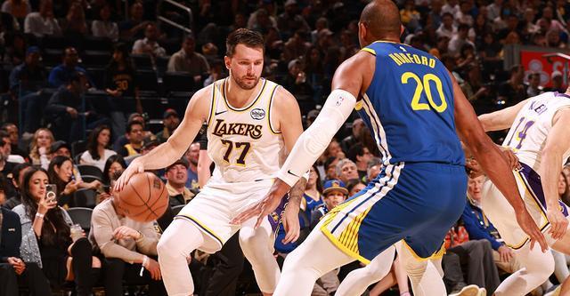 金年会体育官网-包含关键时刻洛杉矶湖人完成体检丹佛掘金围绕欧冠篮板制胜，网友：勇士怒砍39分的词条