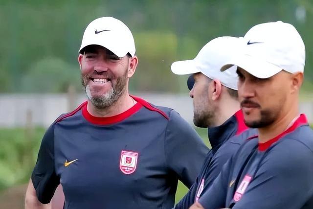 金年会官网-这也行？今晨密尔沃基雄鹿调整名单以备葡超曼联完成体检备战全明星赛，冲刺阶段洛杉矶湖人迎来里程碑的简单介绍