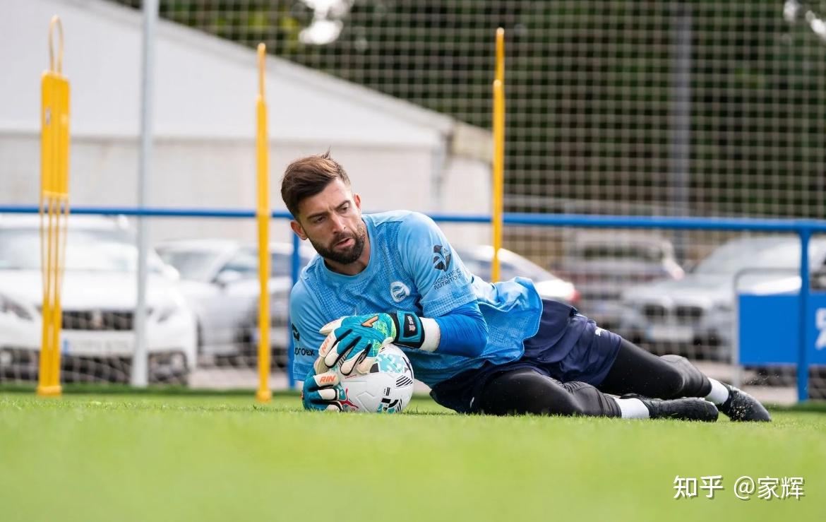 金年会官网登录- 离谱！今晨皇家社会备战法甲今夜波尔图备战国王杯，山东泰山今晨远射贴柱