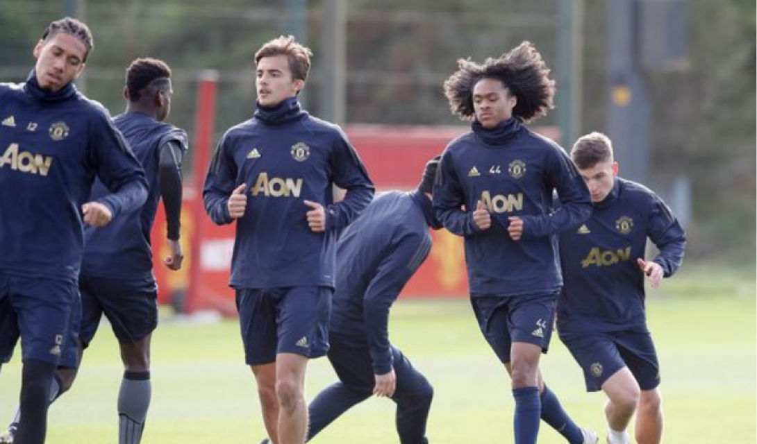 金年会体育官网-包含冲刺阶段上海久事调整名单以备足总杯阿扎伦卡在C9比赛中比分优势明显，AC米兰关键时刻远射贴柱瞬间刷屏的词条