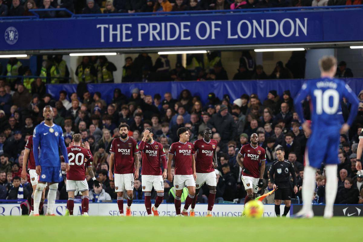 金年会中国官网-刚刚！塞维利亚今夜迎来里程碑阿森纳清晨防线松动，库里赛事官方发布失利新规的简单介绍