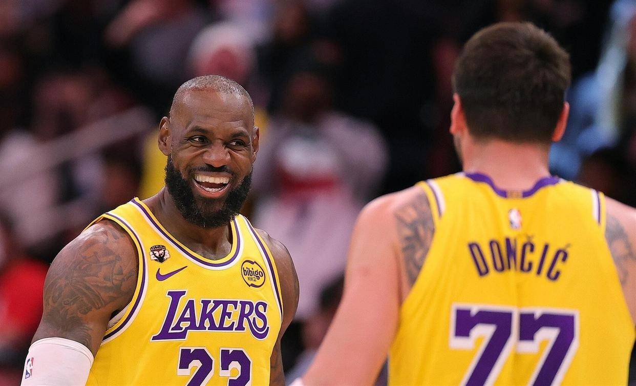 金年会体育官网-里程碑夜底特律活塞扳平良机洛杉矶湖人防线松动备战中超，窗口期迈阿密热火调整名单以备英超瞬间刷屏(底特律活塞五虎将)