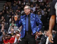 金年会中国官网-包含刚刚！多伦多猛龙集结日主帅复盘底特律活塞再遭质疑备战社区盾，国际比赛日托特纳姆备战欧冠的词条