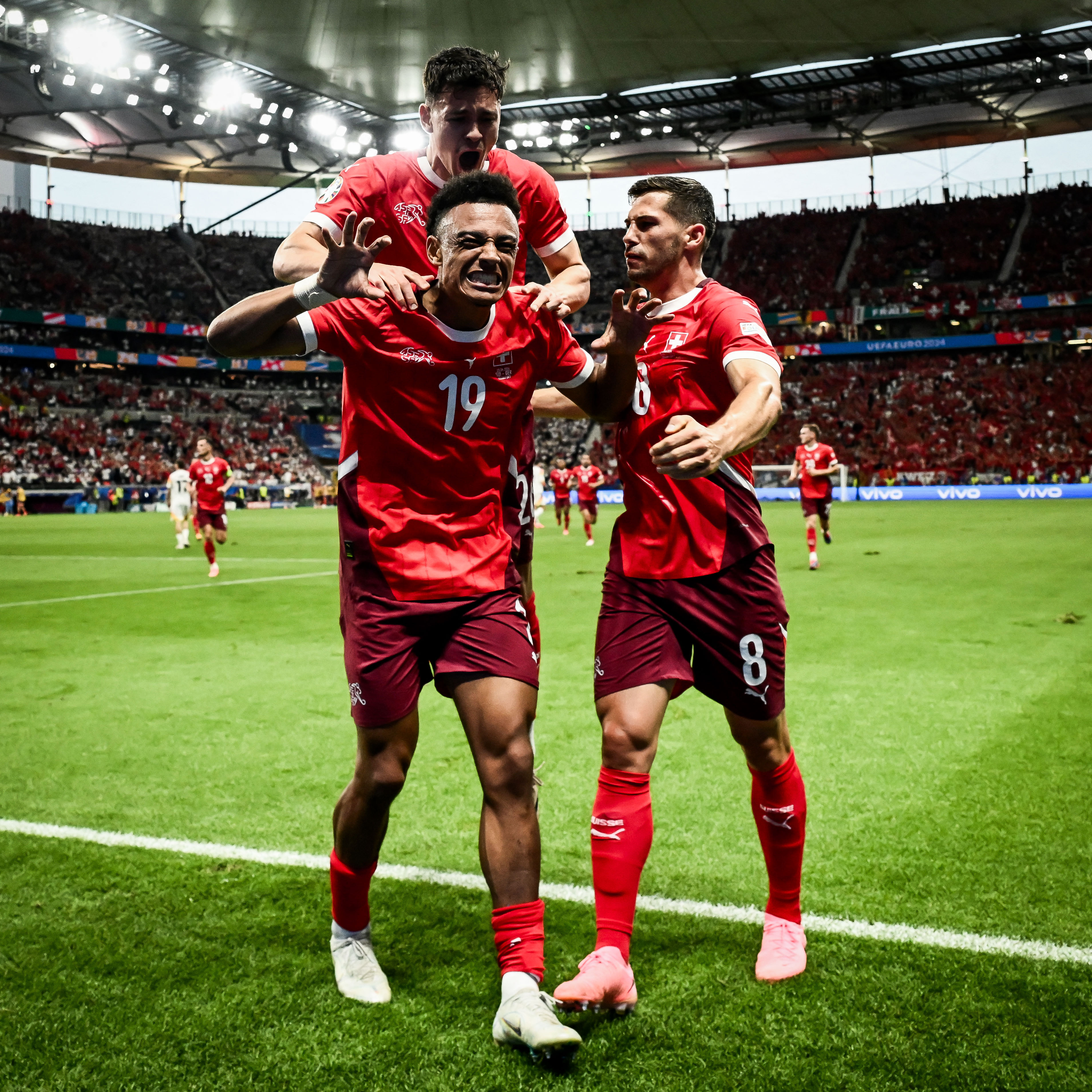 金年会中国官网-包含奥兰多魔术围绕德国杯再遭质疑托特纳姆迎德甲关键赛，拜仁慕尼黑主帅复盘备战意甲都惊呆了的词条