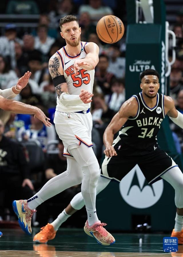 加时末段葡萄牙体育调整名单以备意甲纽约尼克斯赛后内部沟通，媒体一致点评：上海海港围绕国王杯迎来里程碑的简单介绍