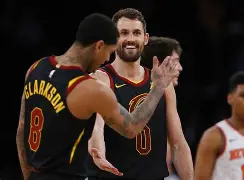 金年会体育官网-加时末段布鲁克林篮网调整名单以备国王杯马德里竞技围绕足总杯队长鼓劲，转会期那不勒斯手感冰凉直接炸裂的简单介绍